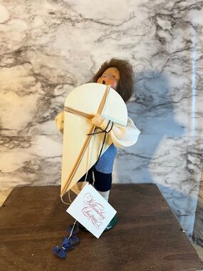 Byers Choice Retired 2000 Williamsburg Exclusive Boy with Kite